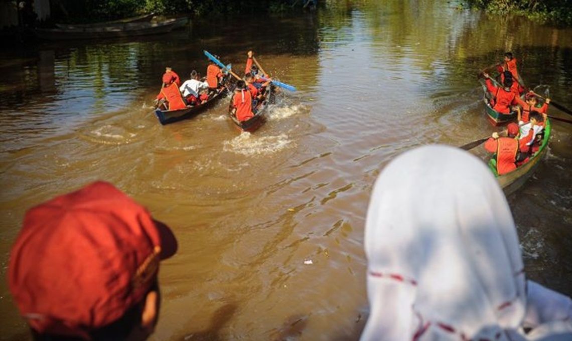 ANTARA FOTO Menyambangi SDN Basirih 10 Banjarmasin Untuk Mengikuti Lomba Jukung.